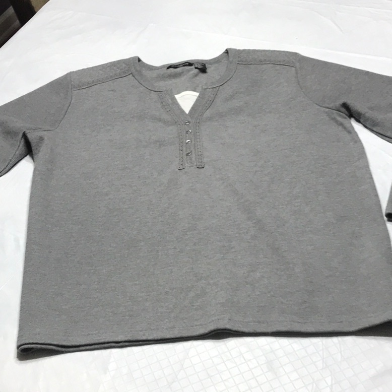 Pullover Sweater Top~~Gray